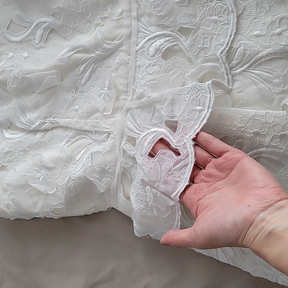 BCBG white floral dress - Picture 6 of 10